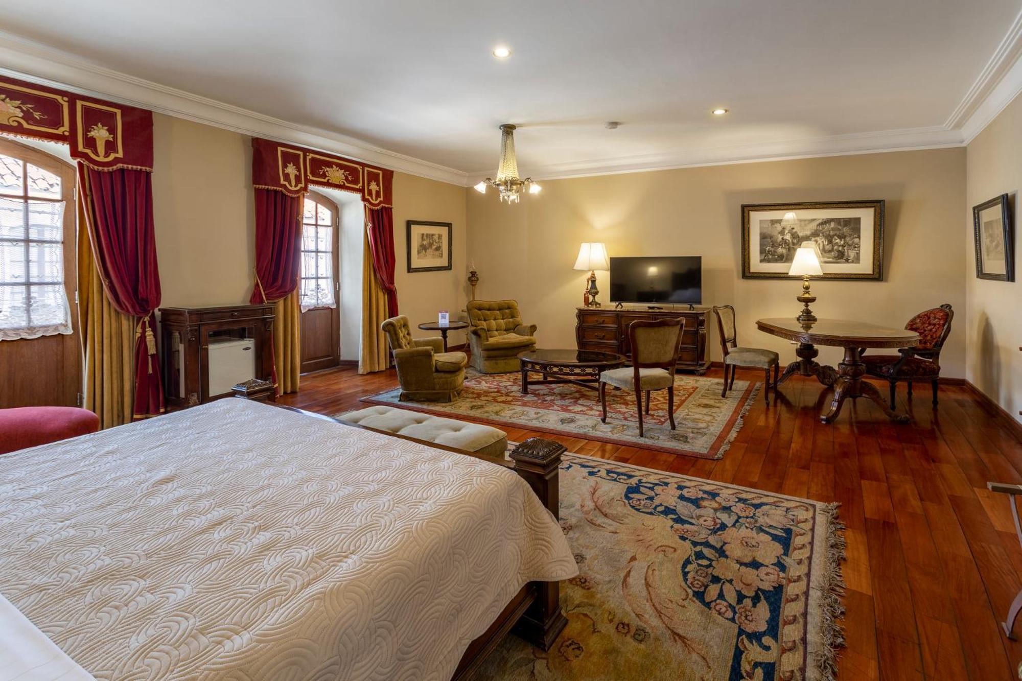 Parador Santa Maria La Real Hotel Sucre Bagian luar foto